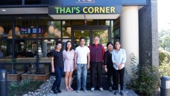 ซินแสเข่งได้รับเชิญไปดูฮวงจุ้ย ที่ร้านอาหารThai's Corner ที่ Vienna รัฐเวอร์จิเนีย ประเทศสหรัฐอเมริกา