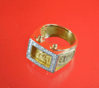 แหวนพระเลี่ยมทองฝังเพชร แบบถอดเข้าออกได้